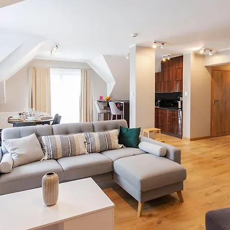 Apartment Dwu Poziomowy Karkonoska - Apartamentuj